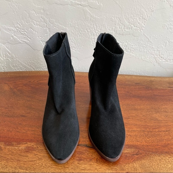 BP Black Suede Ankle Bootie Size: 8 - Picture 12 of 12